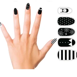 Kit de 12 Uñas de Niña Siniestra